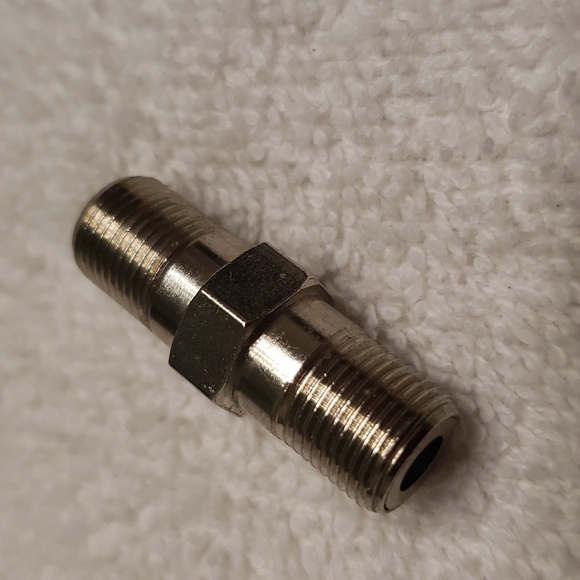 ☕ Coaxial Cable Coupler - Picture 1 of 5